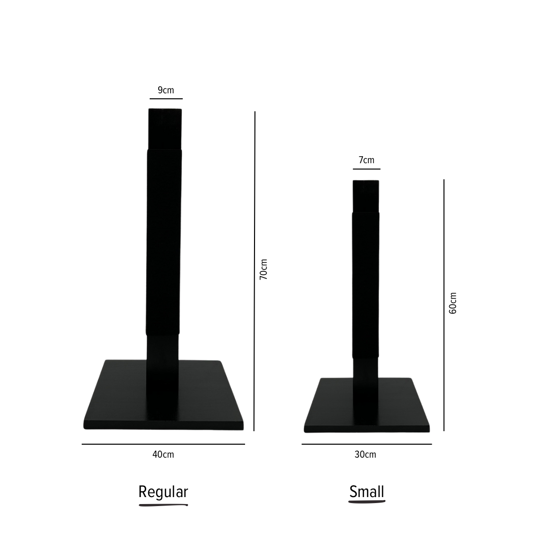 Size guide showing measurements for both small and regular cat scratching posts